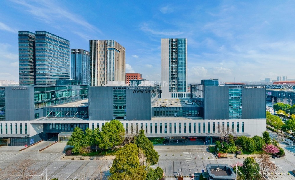 1-241016095Q4636.jpg 1-241016095Q4636.jpg